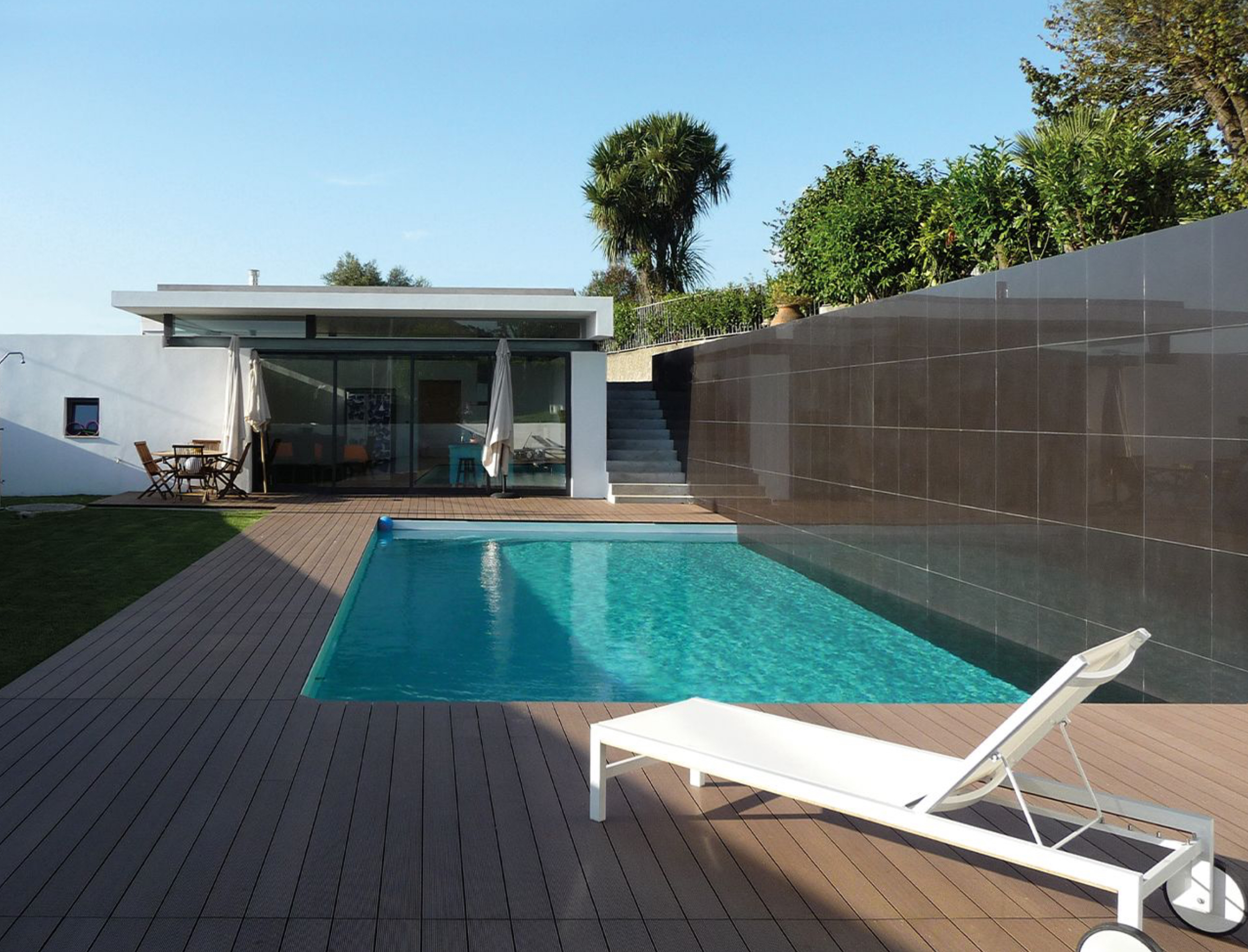Why Premium Composite Decking Boards Are Worth the Investment